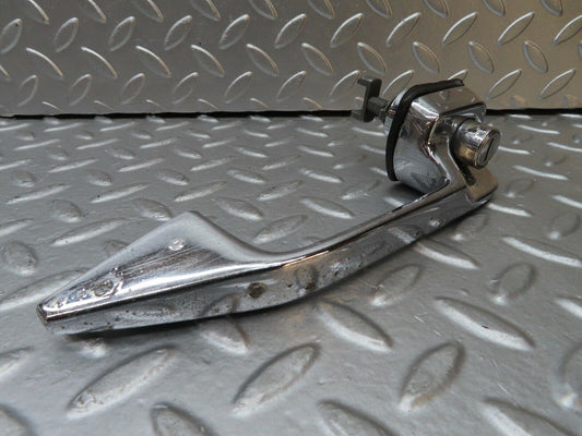 20835 Mercedes-Benz W114 250CE Coupe Door Handle Right No Key 1157660201
