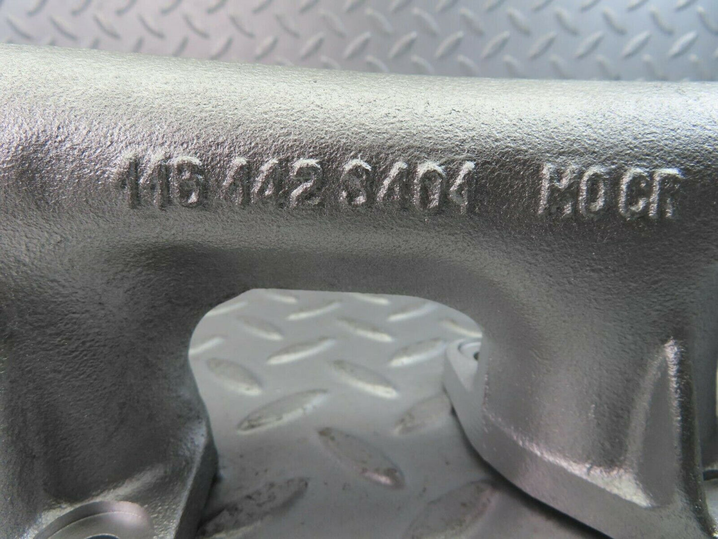 9085 Mercedes-Benz W116 Exhaust Manifold Left 1161423401