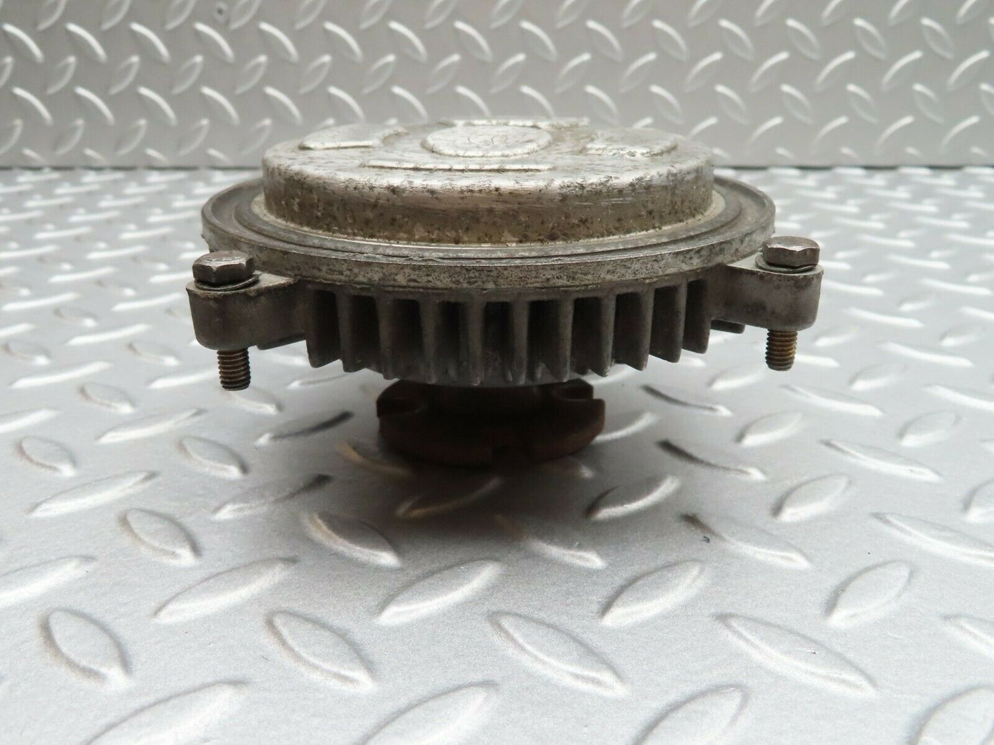 5000 Mercedes-Benz R107 350SL Engine Cooling Fan Clutch 1162000122