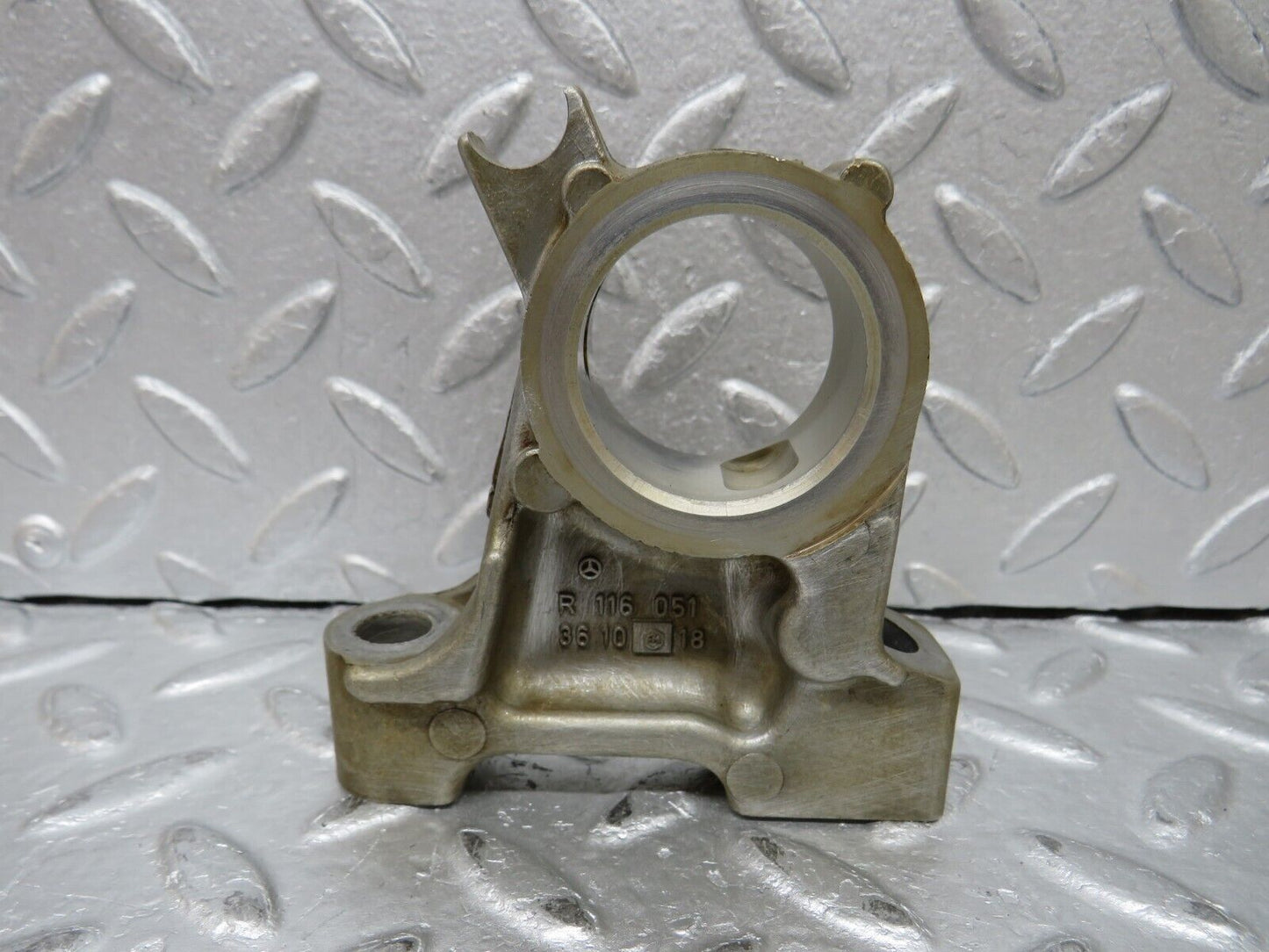 37116 Mercedes-Benz C126 420SEC Coupe Camshaft Tower Bearing 1160513610