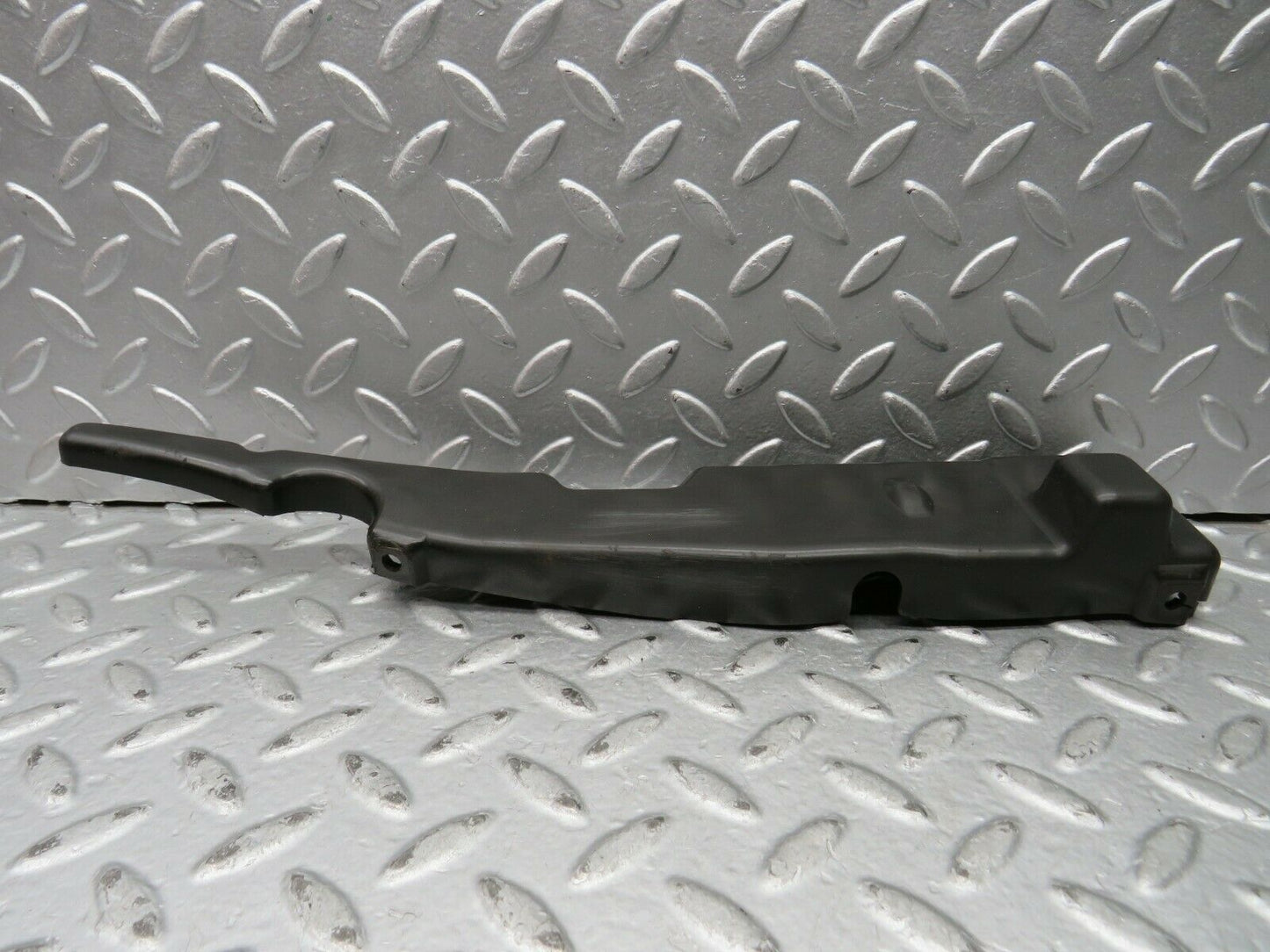 22121 Mercedes-Benz S123 280TE Wagon Bonnet Catch Cover 1238870025