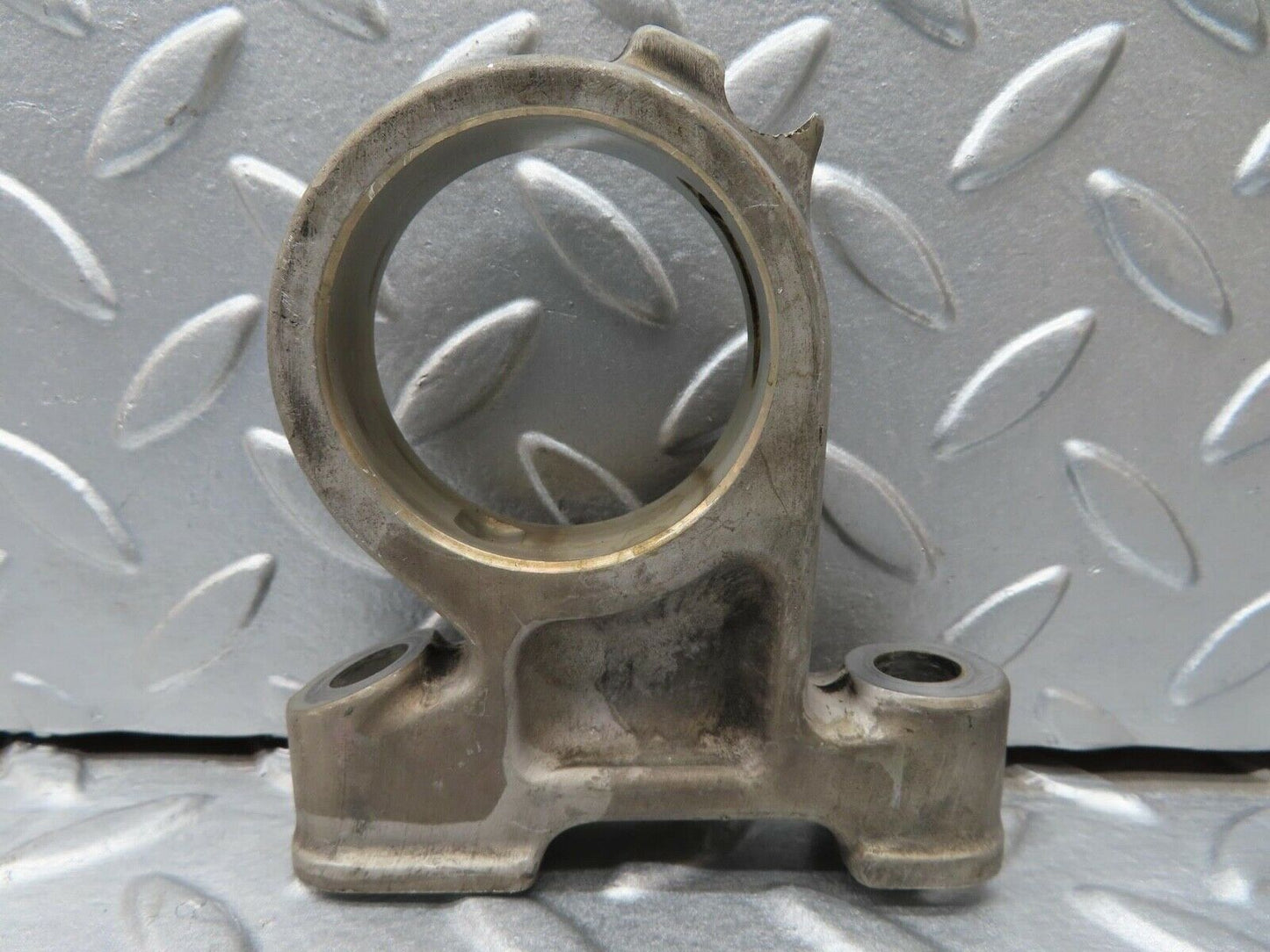 16550 Mercedes-Benz C107 350SLC Coupe Camshaft Tower Bearing 1160512112