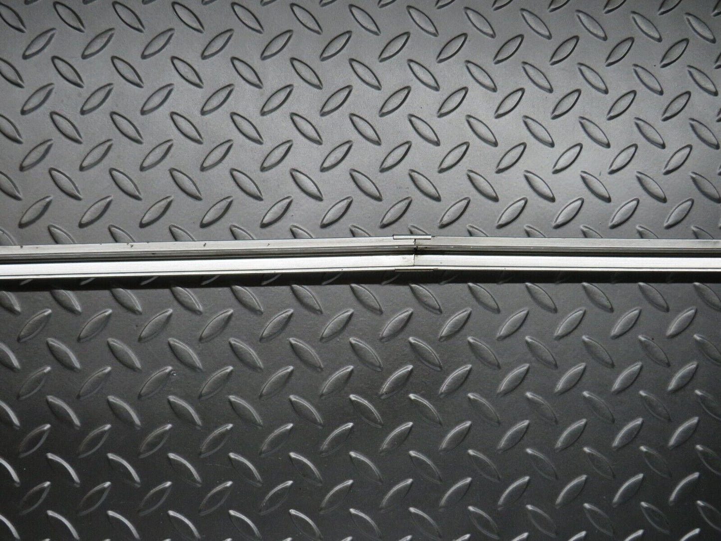 29625 Mercedes-Benz W123 230E Rear Windscreen Chrome Frame