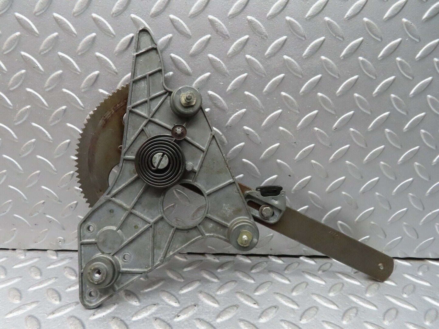 18781 Mercedes-Benz W116 Rear Right Power Window Regulator 1167300446