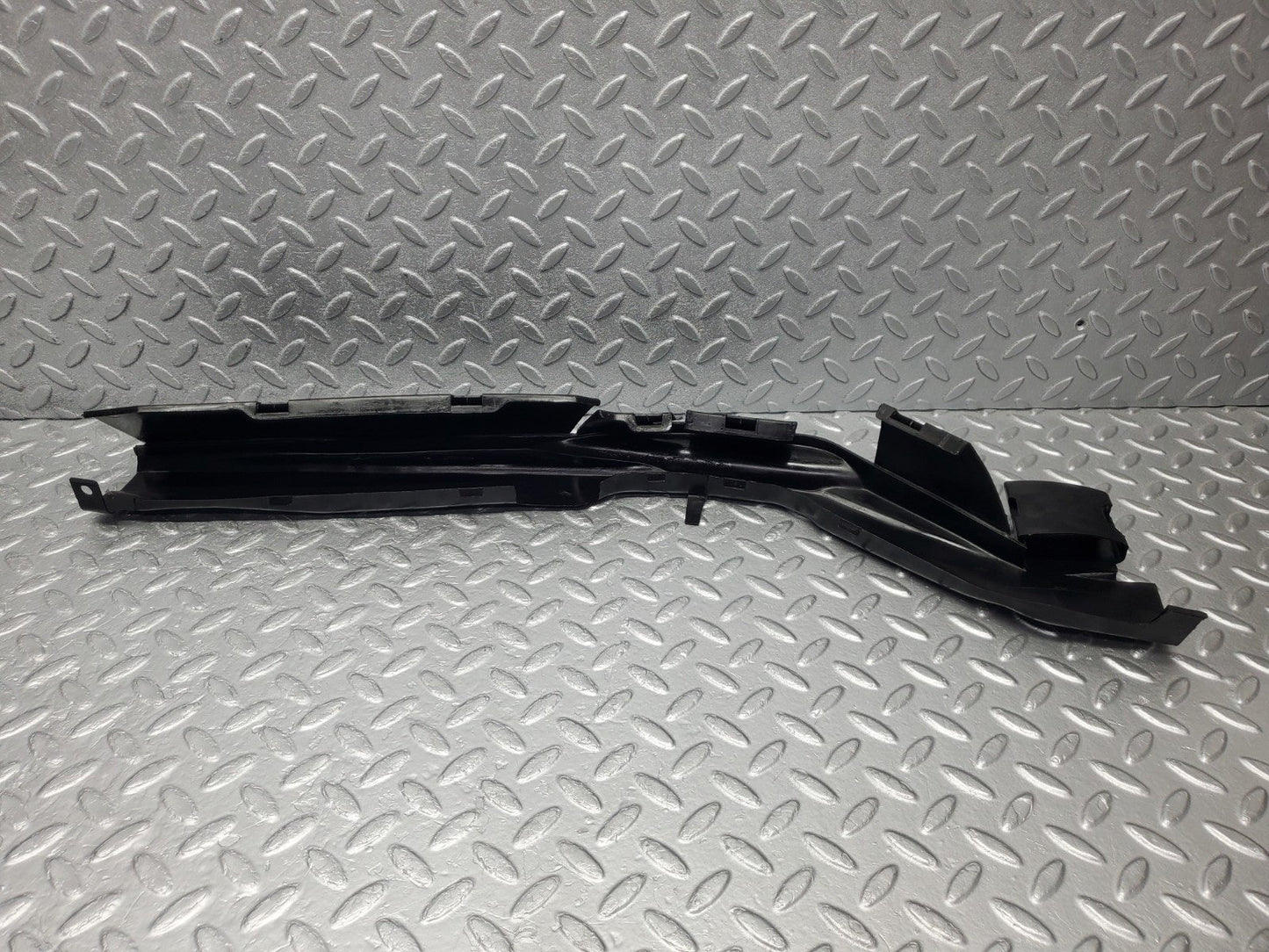 W201 Baby Benz rear right cable channel used OEM