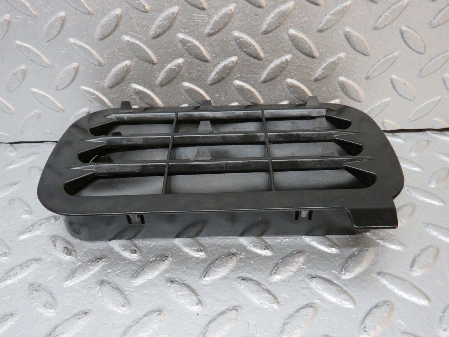 39681 Mercedes-Benz R129 320SL Coupe Air Intake Vent 1248370230 1248370242