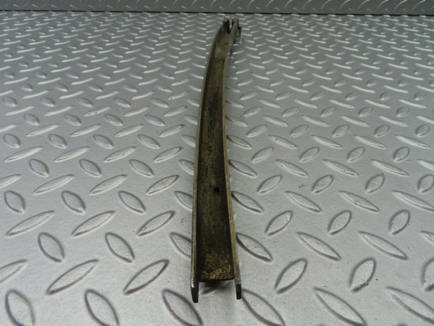6855 Mercedes-Benz C107 350SLC Coupe Front Right Window Channel