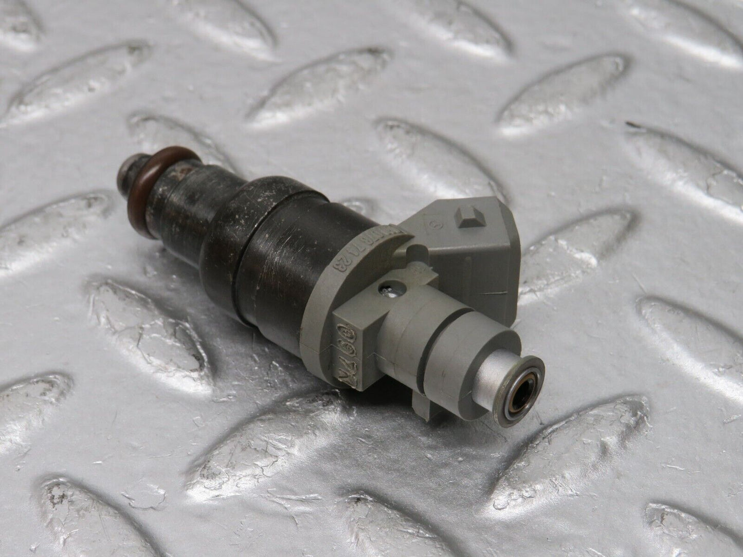 33483 Mercedes-Benz W202 C180 Fuel Injector Siemens 0000787423