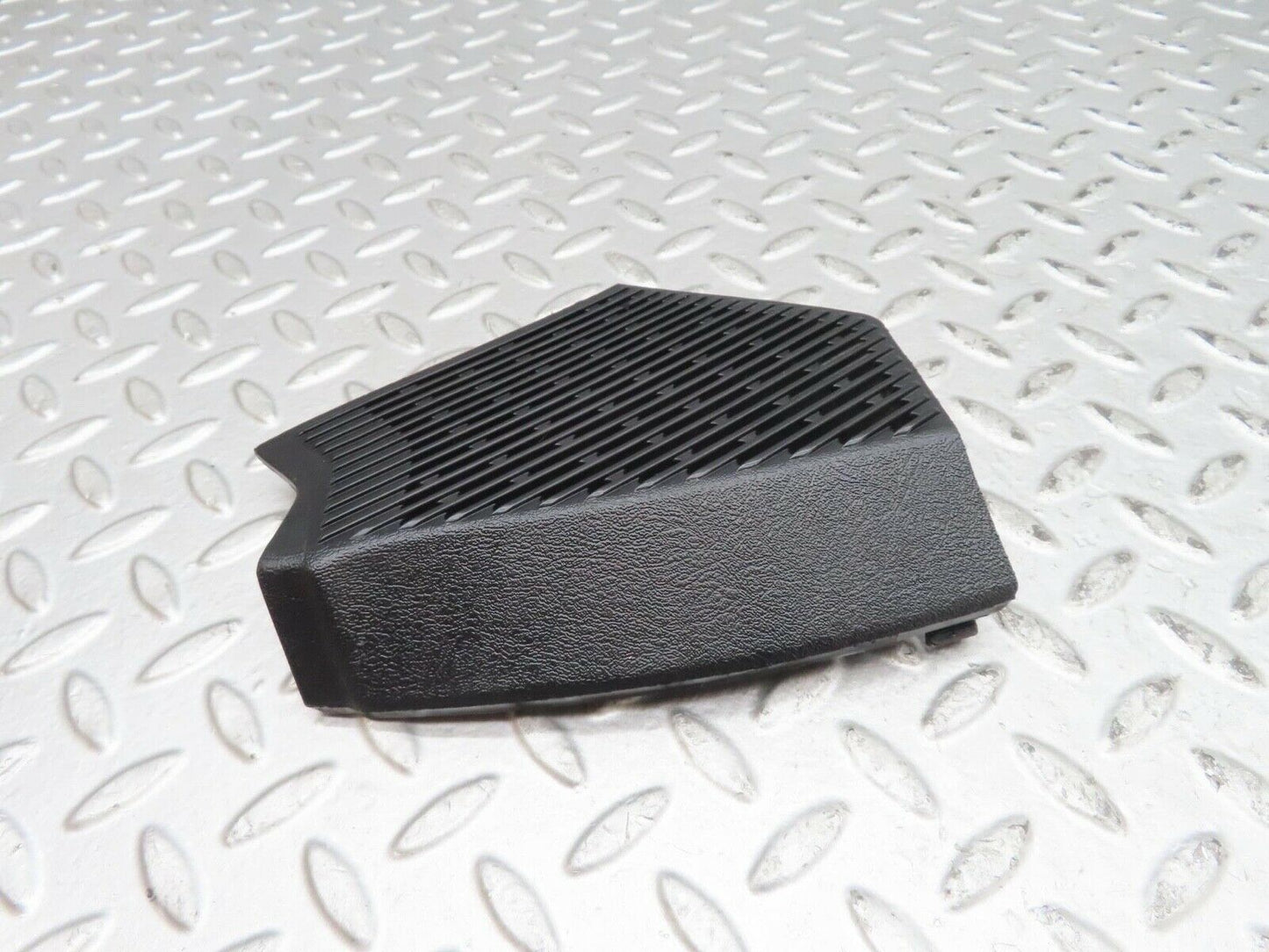15840 Mercedes-Benz W123 280E Front Right Speaker Cover 1236802807