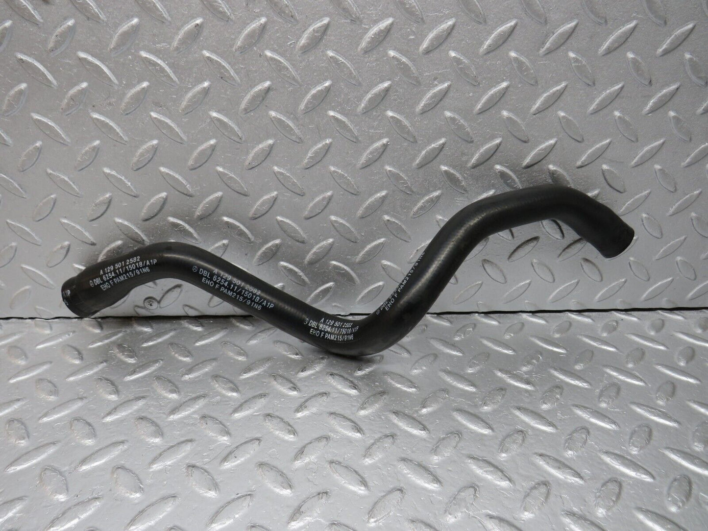 38277 Mercedes-Benz R129 280SL Coupe Radiator Lower Hose Pipe 1295012582