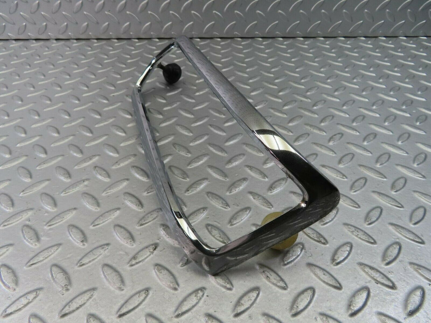 9014 Mercedes-Benz W108 Tail Light Chrome Frame Left 1088260159