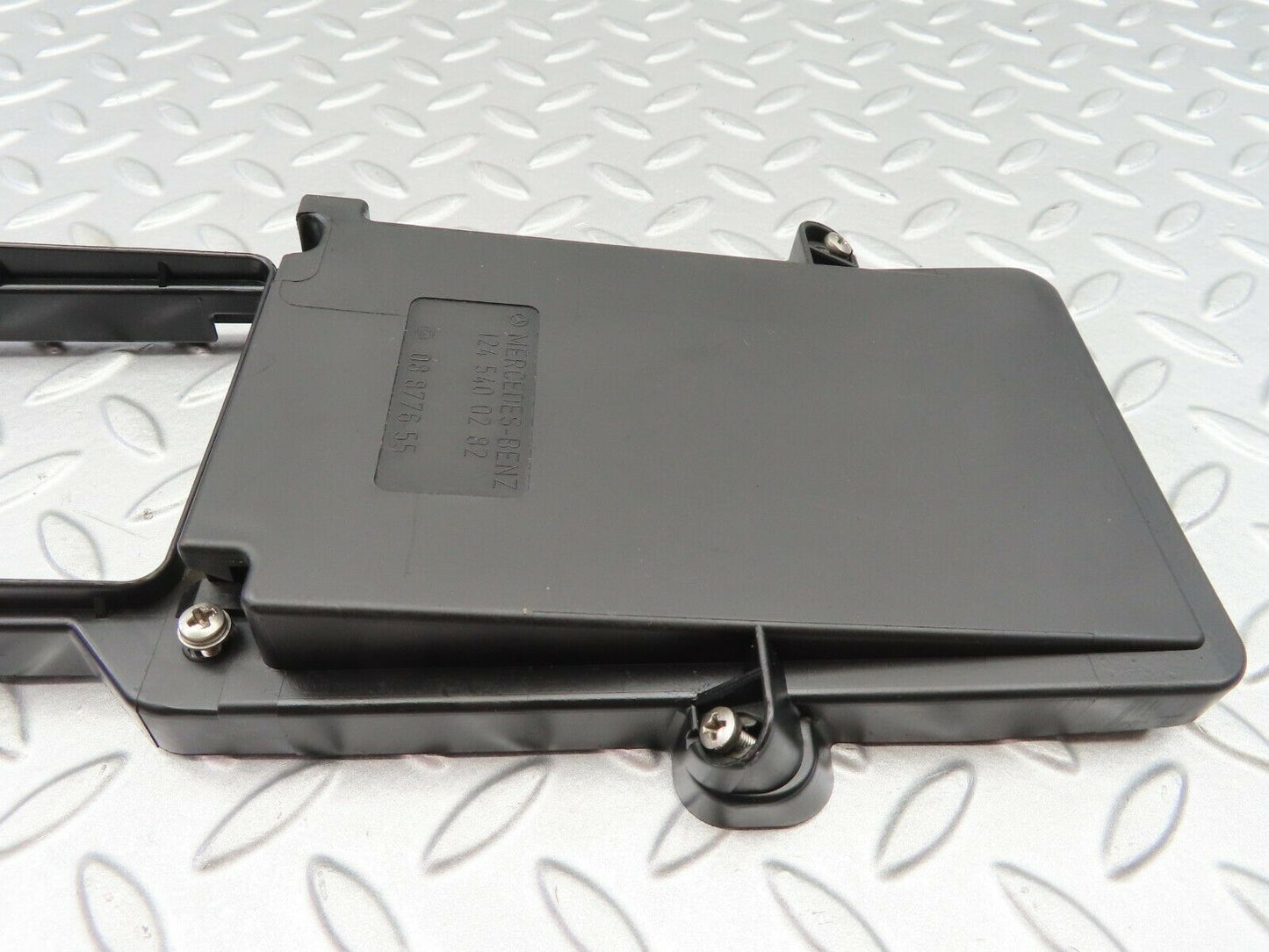 6521 Mercedes-Benz S124 E220 Wagon Fuse Box Lid Cover Panel 1245400282