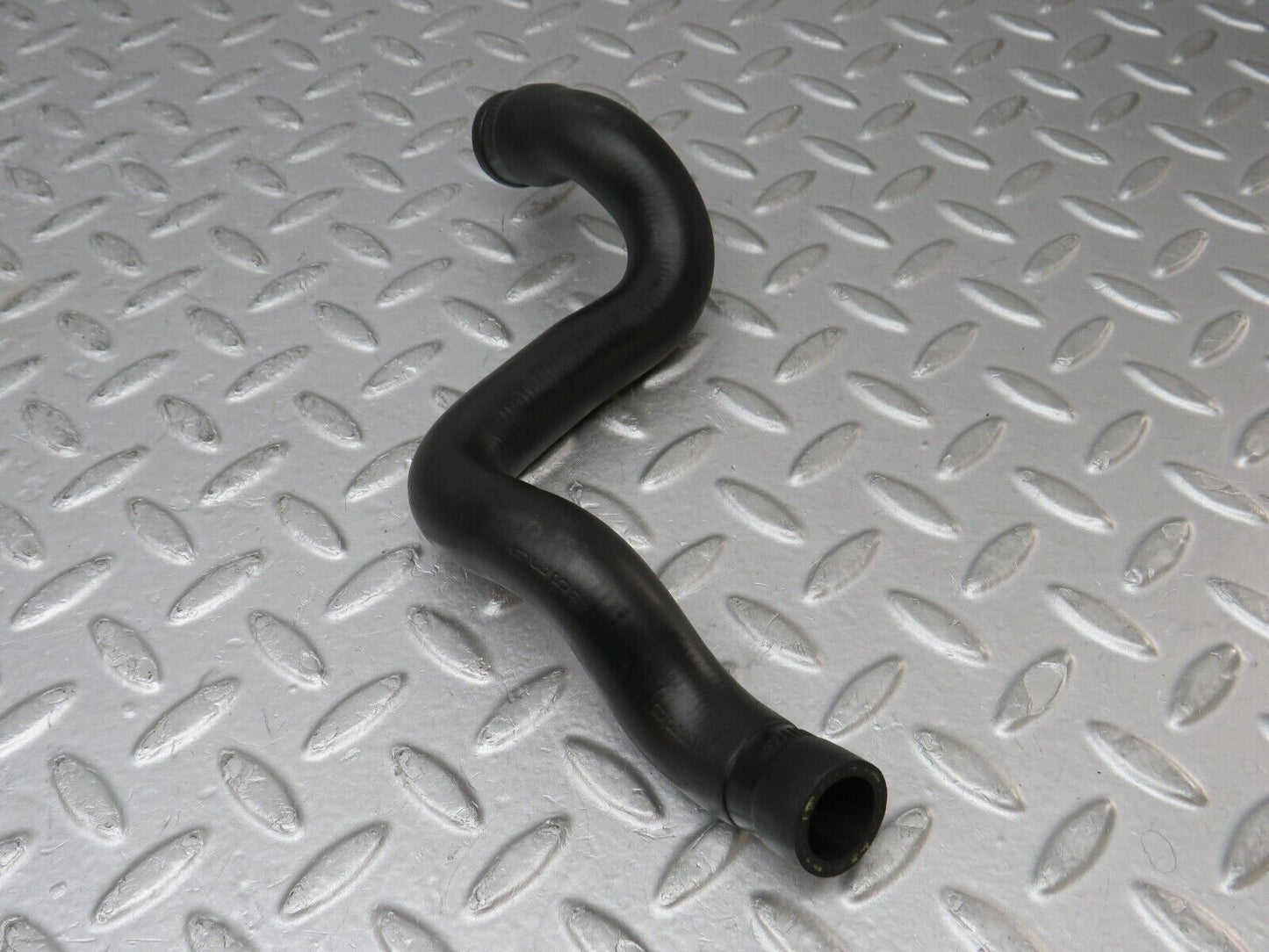36283 Mercedes-Benz W126 420SE Heater Hose Pipe 1268321094