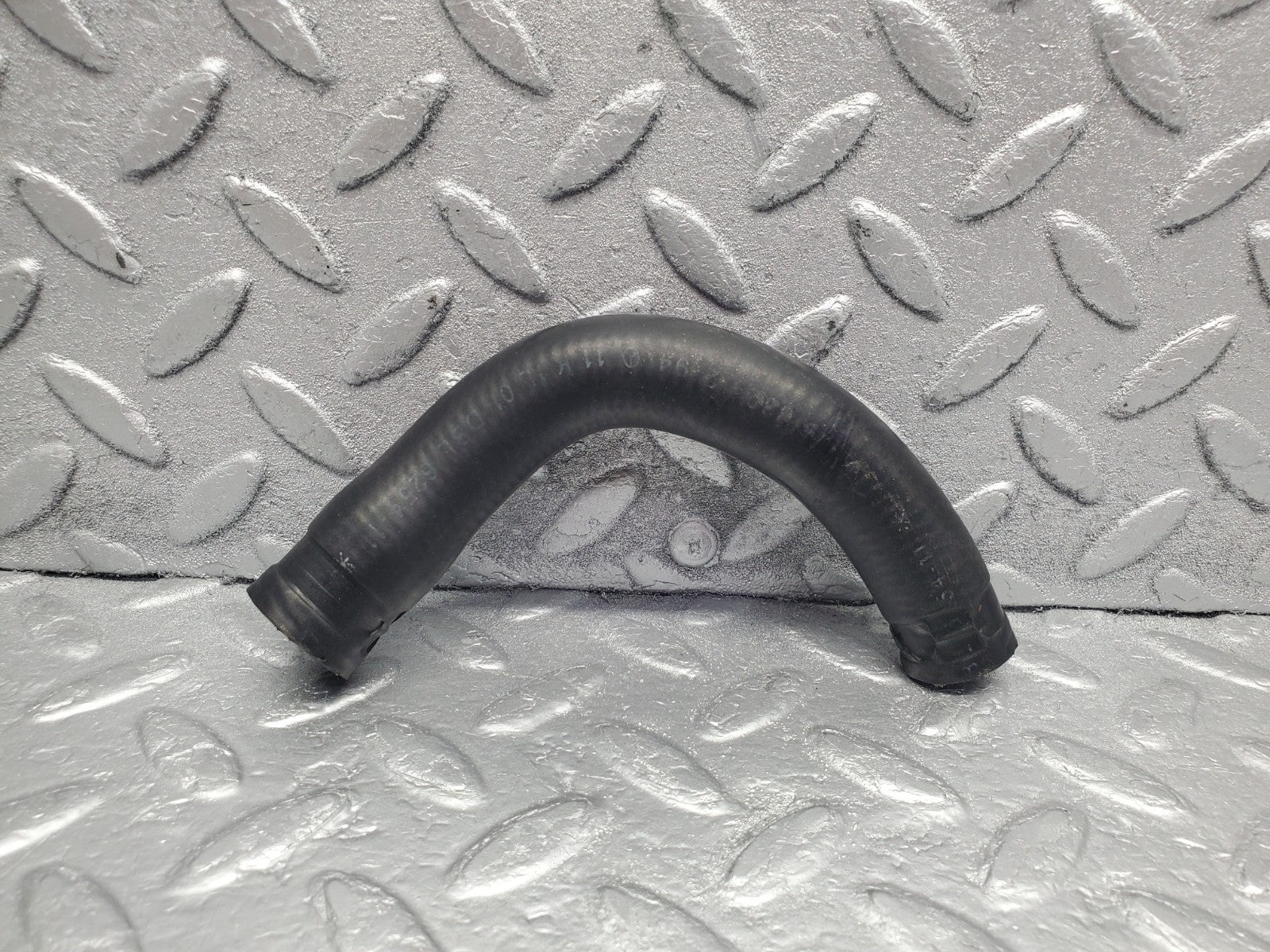 W126 Coupe radiator hose pipe used OEM