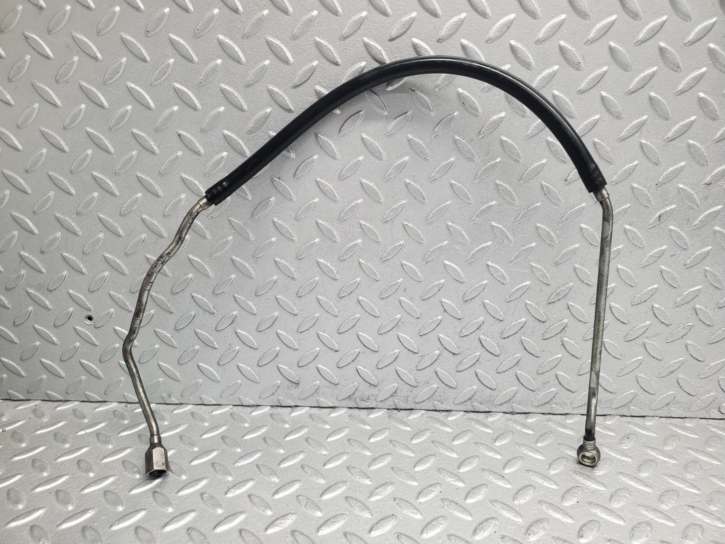 W124 Wagon fuel pipe line used OEM