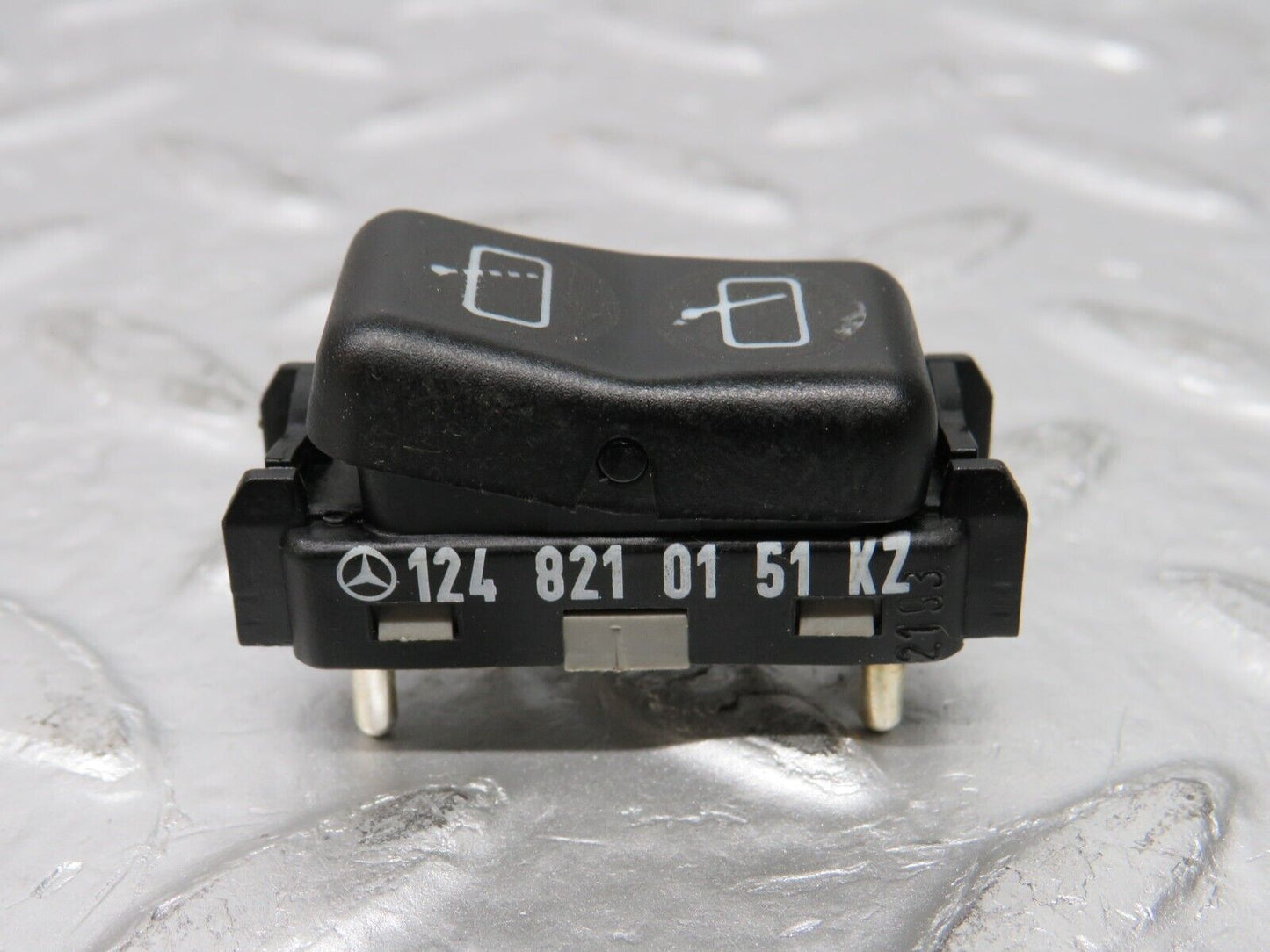 31377 Mercedes-Benz S124 220TE Wagon Windscreen Wiper Switch 1248210151