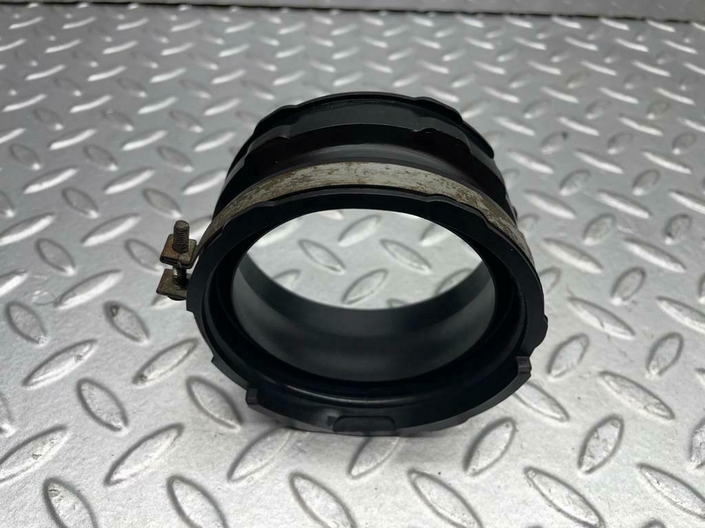 17351 Mercedes-Benz W116 350SE Throttle Body Hose Connection 1001410382