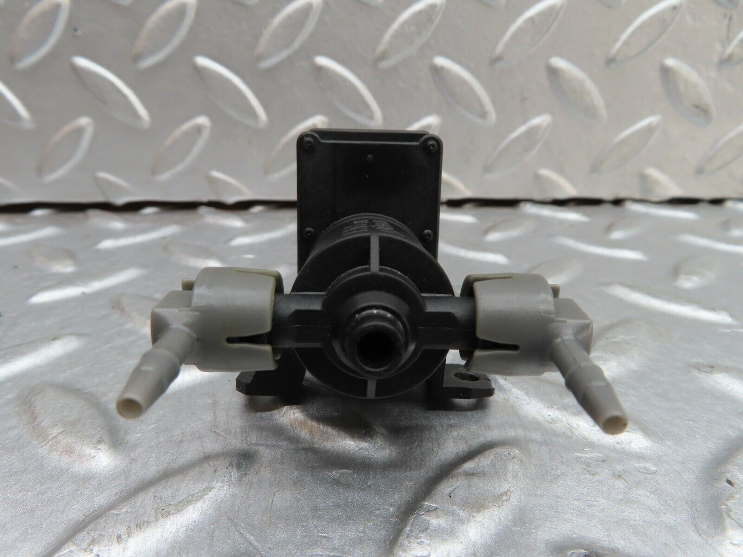 19371 Mercedes-Benz C140 CL420 Coupe Vacuum Pressure Valve 1408001378