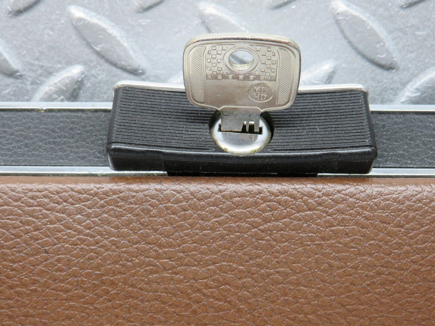 40161 Mercedes-Benz R107 350SL Coupe Glove Box Door With Key Brown