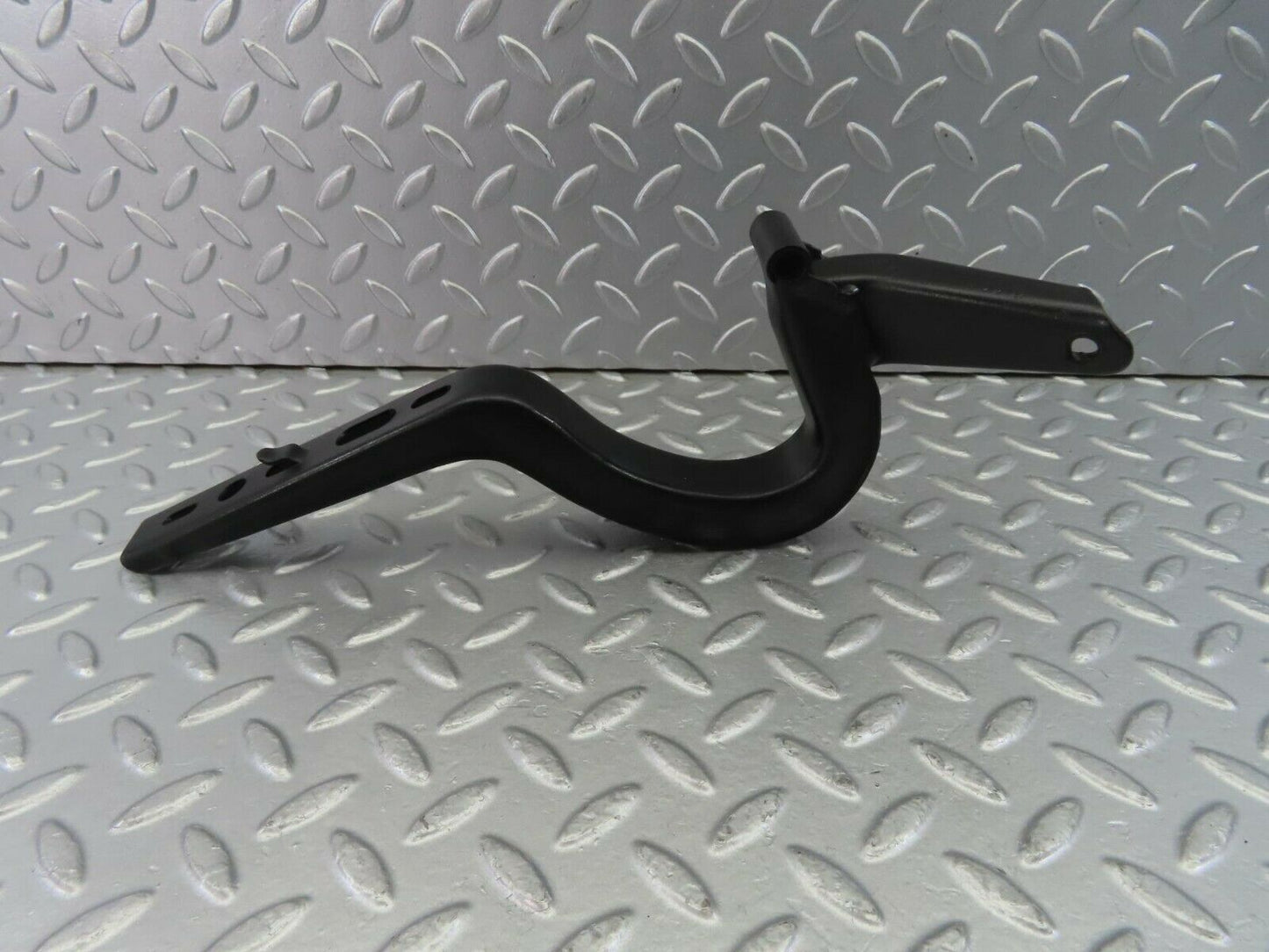 10846 Mercedes-Benz W123 230E Trunk Lid Hinge Right Side