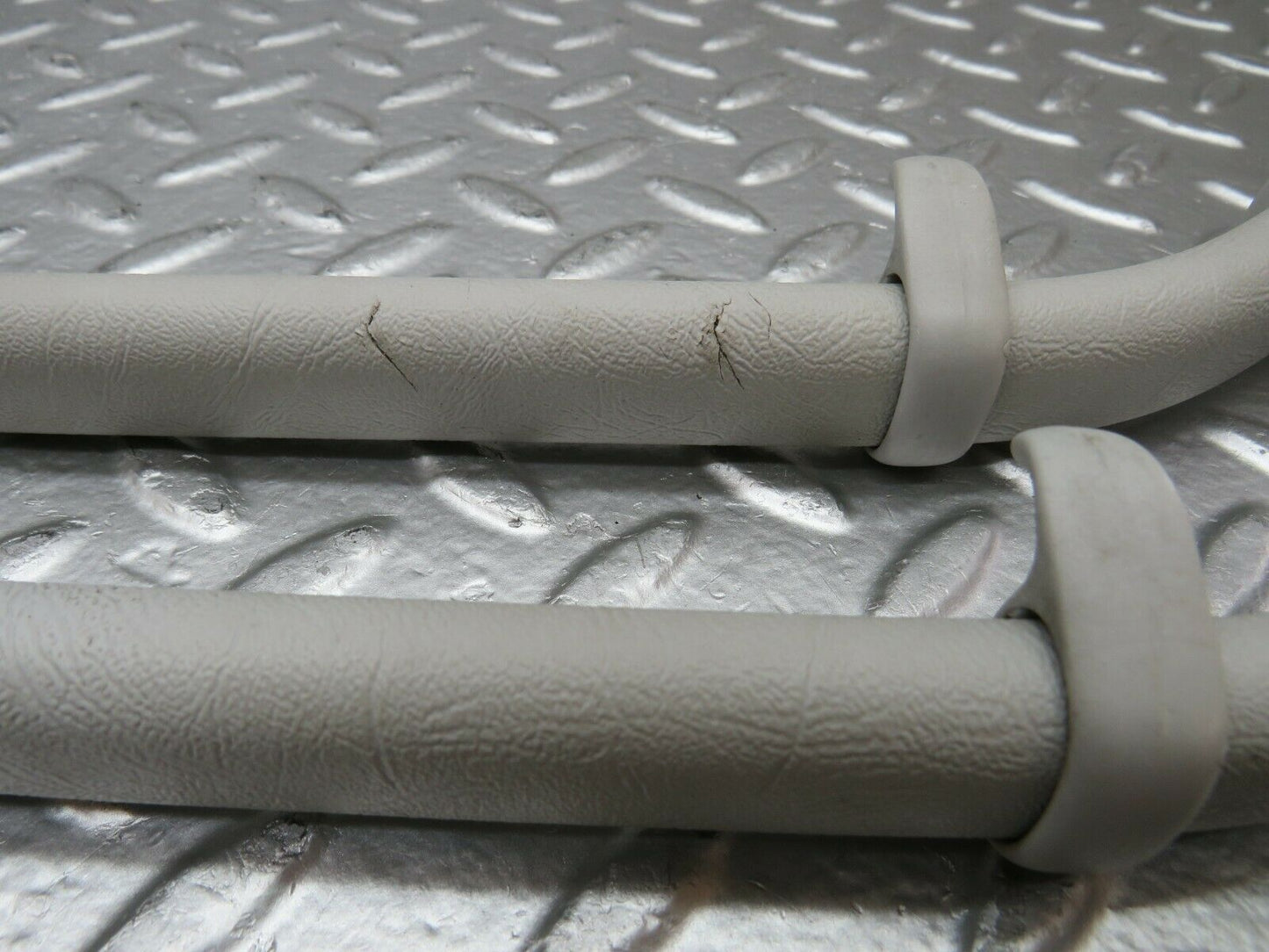 24195 Mercedes-Benz S124 220TE Wagon Interior Roof Grab Handle Set Grey
