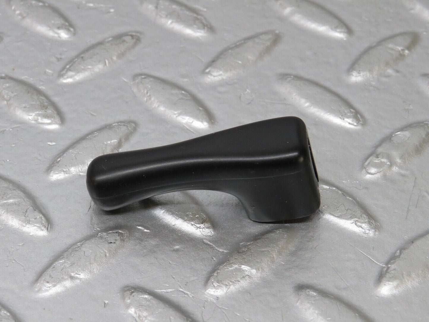 33919 Mercedes-Benz W124 260E Mirror Adjustment Knob