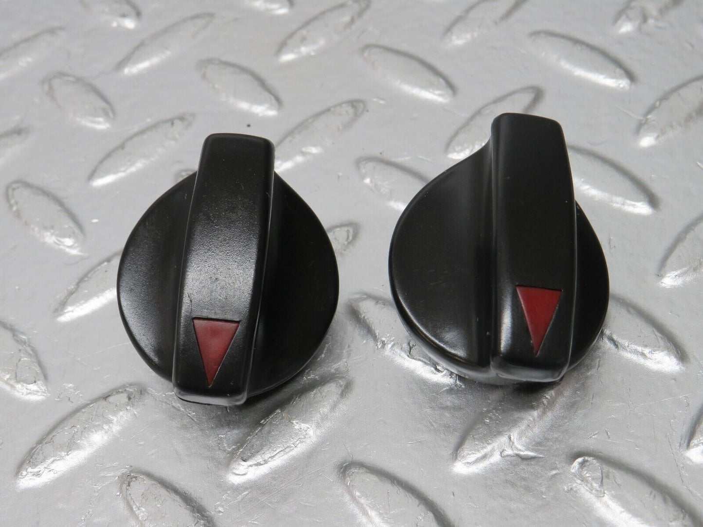 31090 Mercedes-Benz W123 200D Heater Control Knob Set