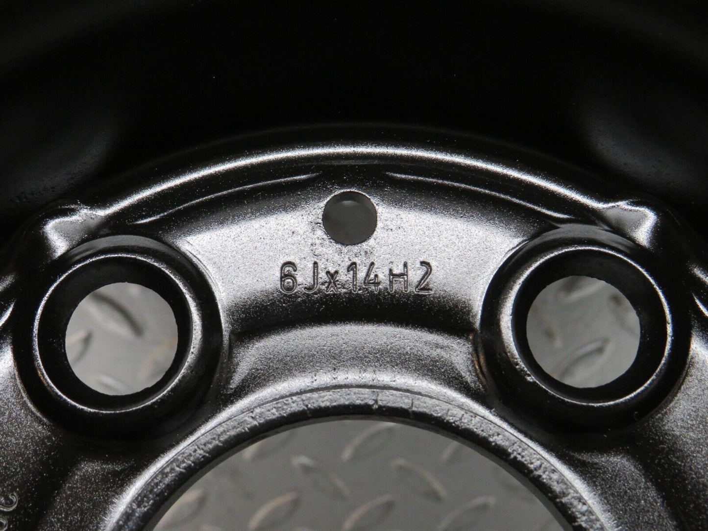 28469 Mercedes-Benz S123 240D Wagon Steel Wheel 6Jx14H2 ET30 5x112 1234001602