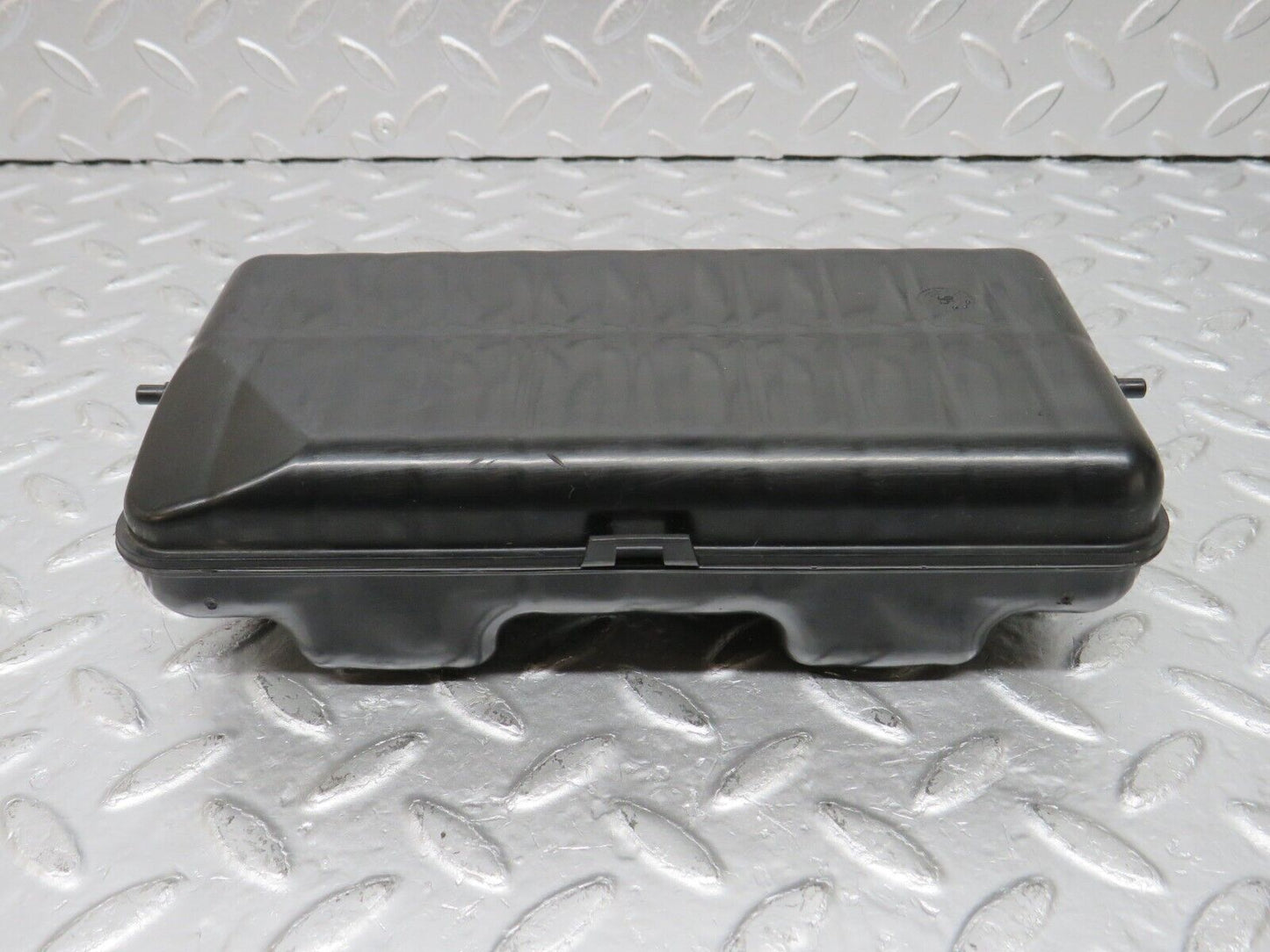 33271 Mercedes-Benz W202 C180 Vacuum Reservoir Tank 1408050019