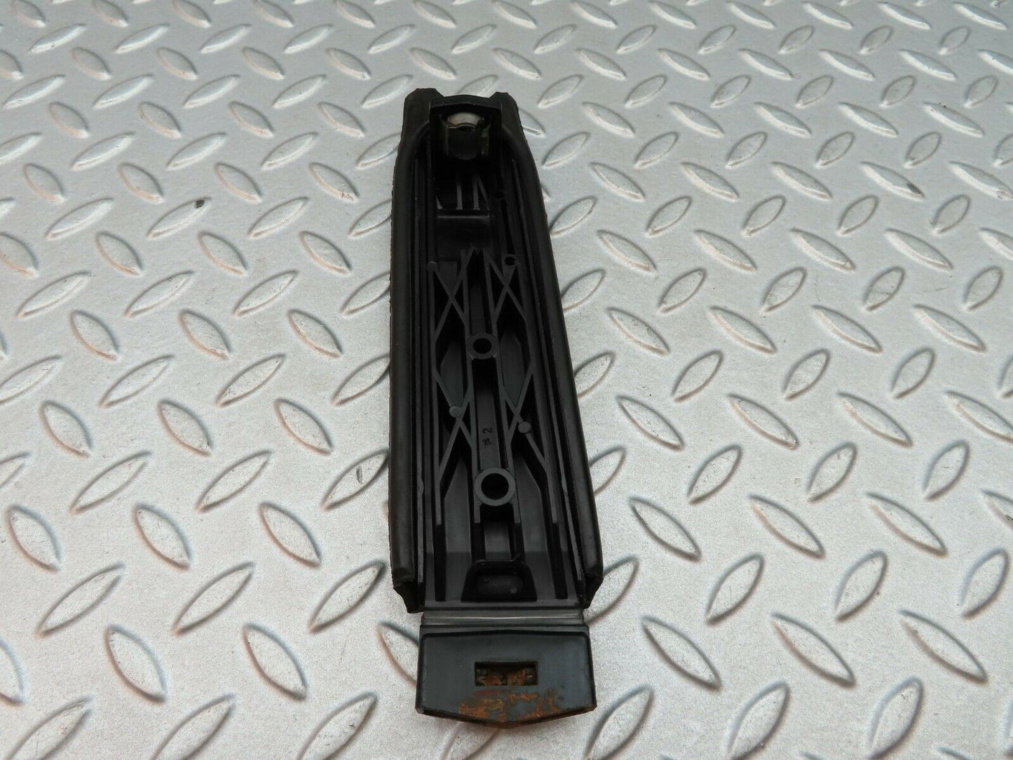 5748 Mercedes-Benz W123 200 Accelerator Pedal With Rubber 1233010032