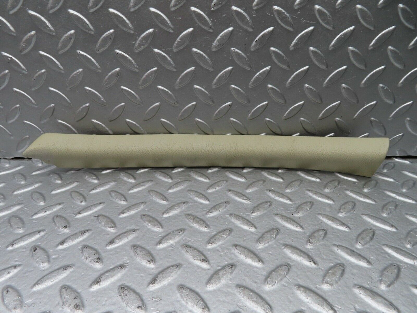 20824 Mercedes-Benz W114 250CE Coupe C Pillar Cover Right Side Cream