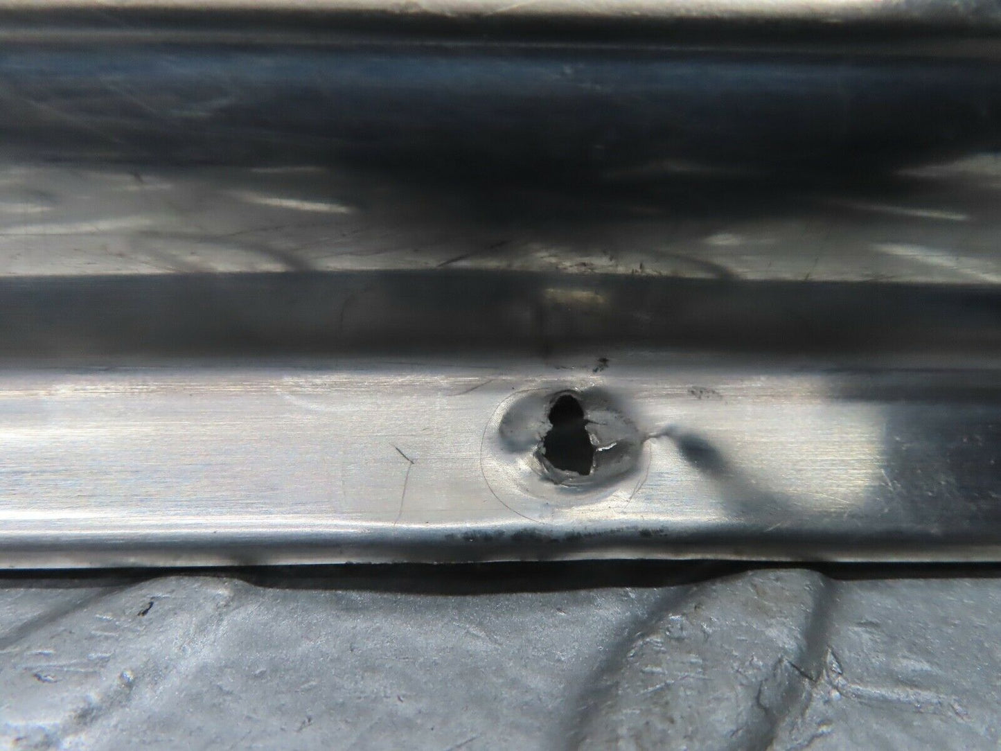 20762 Mercedes-Benz R107 450SL Left Door Sill Chrome