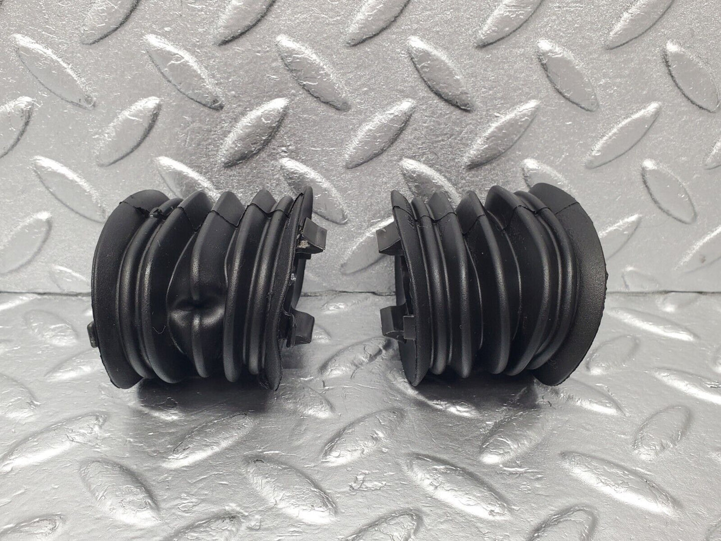 46934 Mercedes-Benz R129 320SL Coupe Door Wire Protector Rubber 1248210197