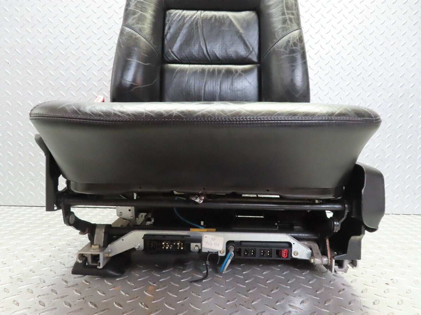 19411 Mercedes-Benz C140 CL420 Coupe Front Left Seat Black Leather