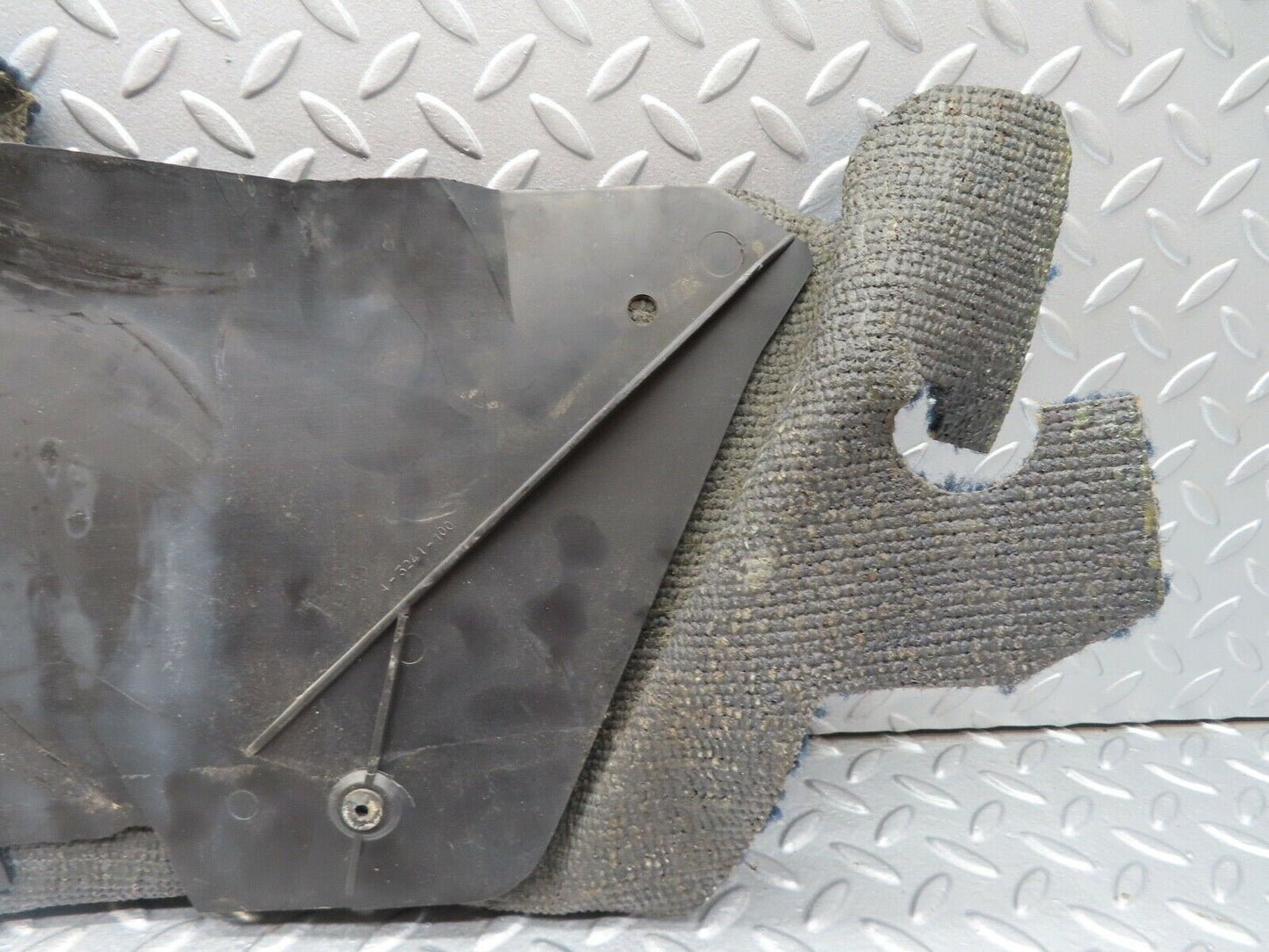 18133 Mercedes-Benz W123 200 Centre Console Carpet Blue Left Side