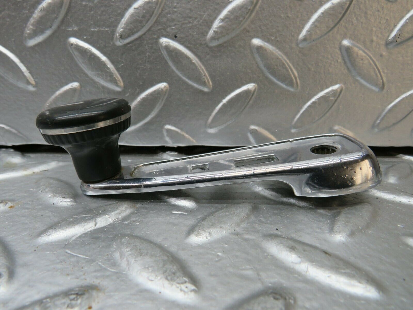 22993 Mercedes-Benz C123 230CE Coupe Window Lifter Crank Handle