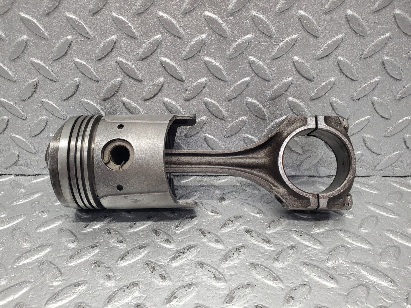 W112 piston and connecting rod used OEM