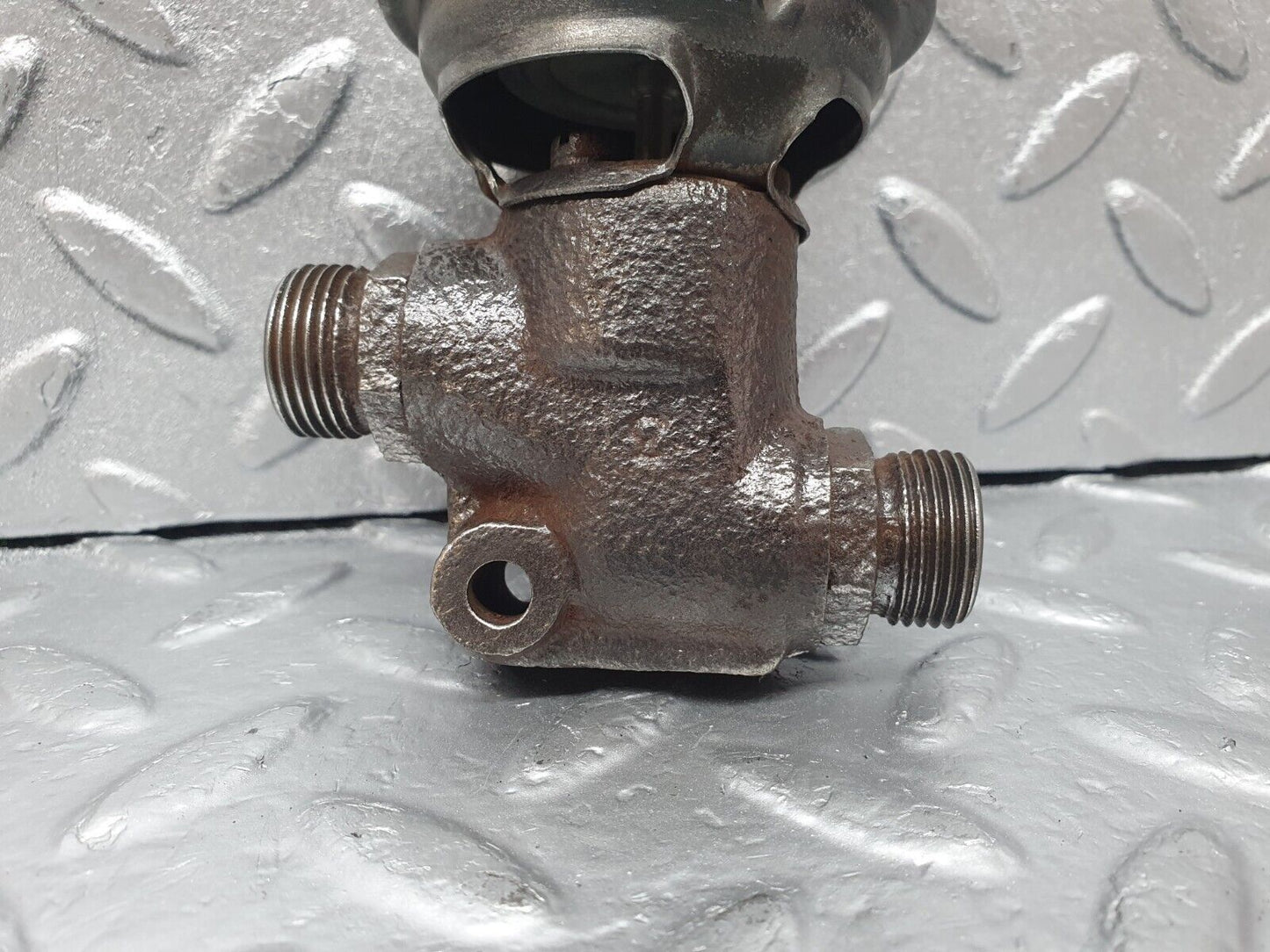 43527 Mercedes-Benz C126 380SEC Coupe Exhaust Gas Recirculation Valve EGR 0001408160