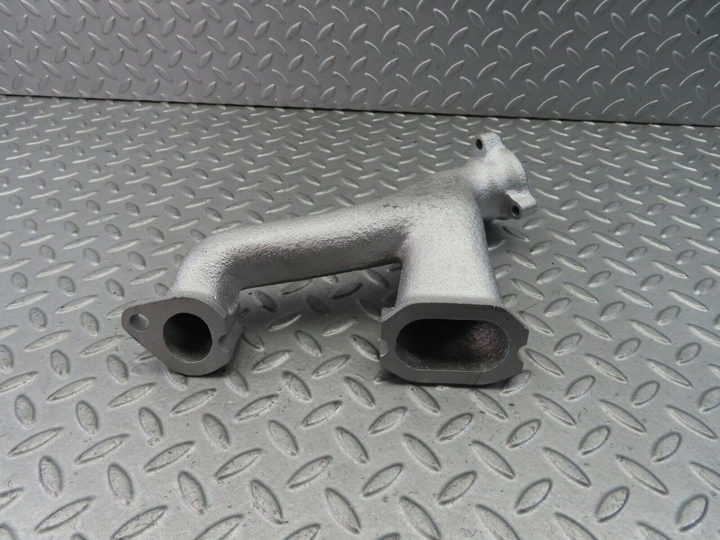 8562 Mercedes-Benz W111 Exhaust Manifold 1271420504