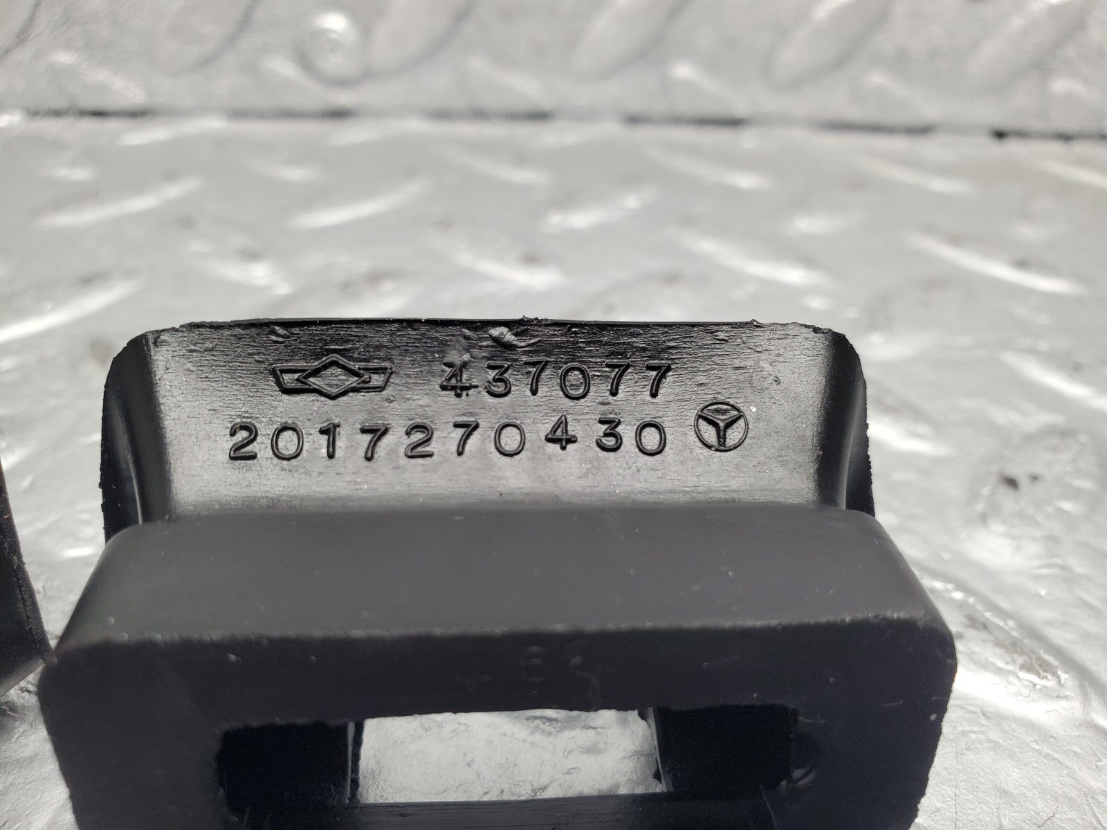 46883394