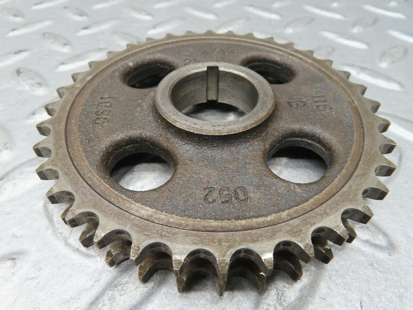 16693 Mercedes-Benz C107 380SLC Camshaft Timing Gear 1160520601