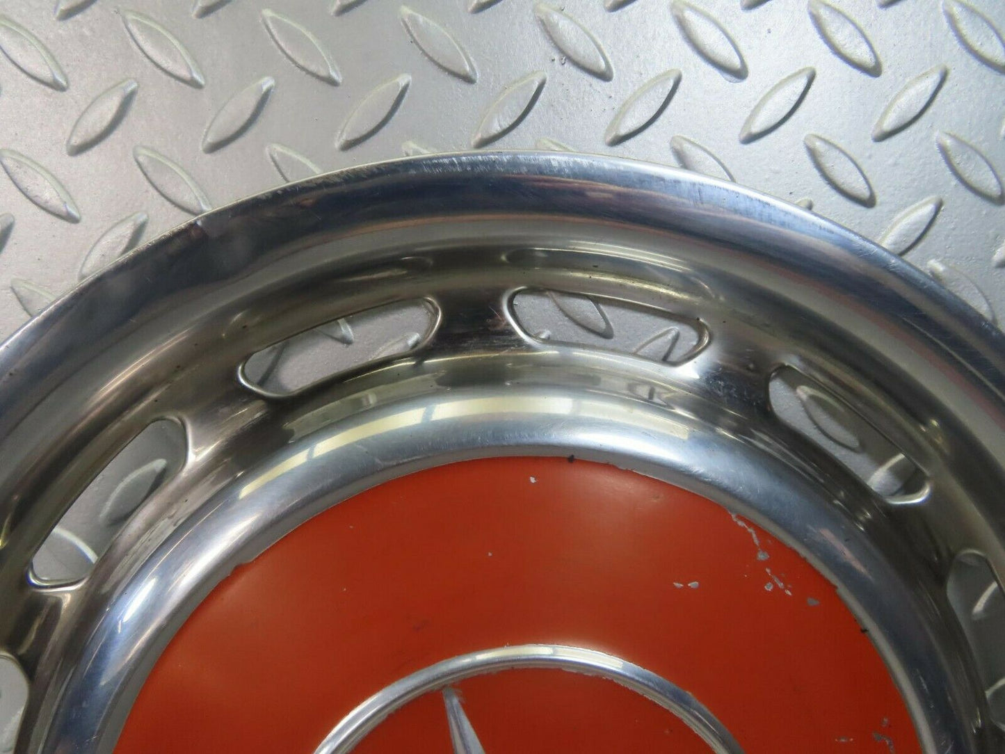 8390 Mercedes-Benz Vintage Wheel Trim Hub Cap 14