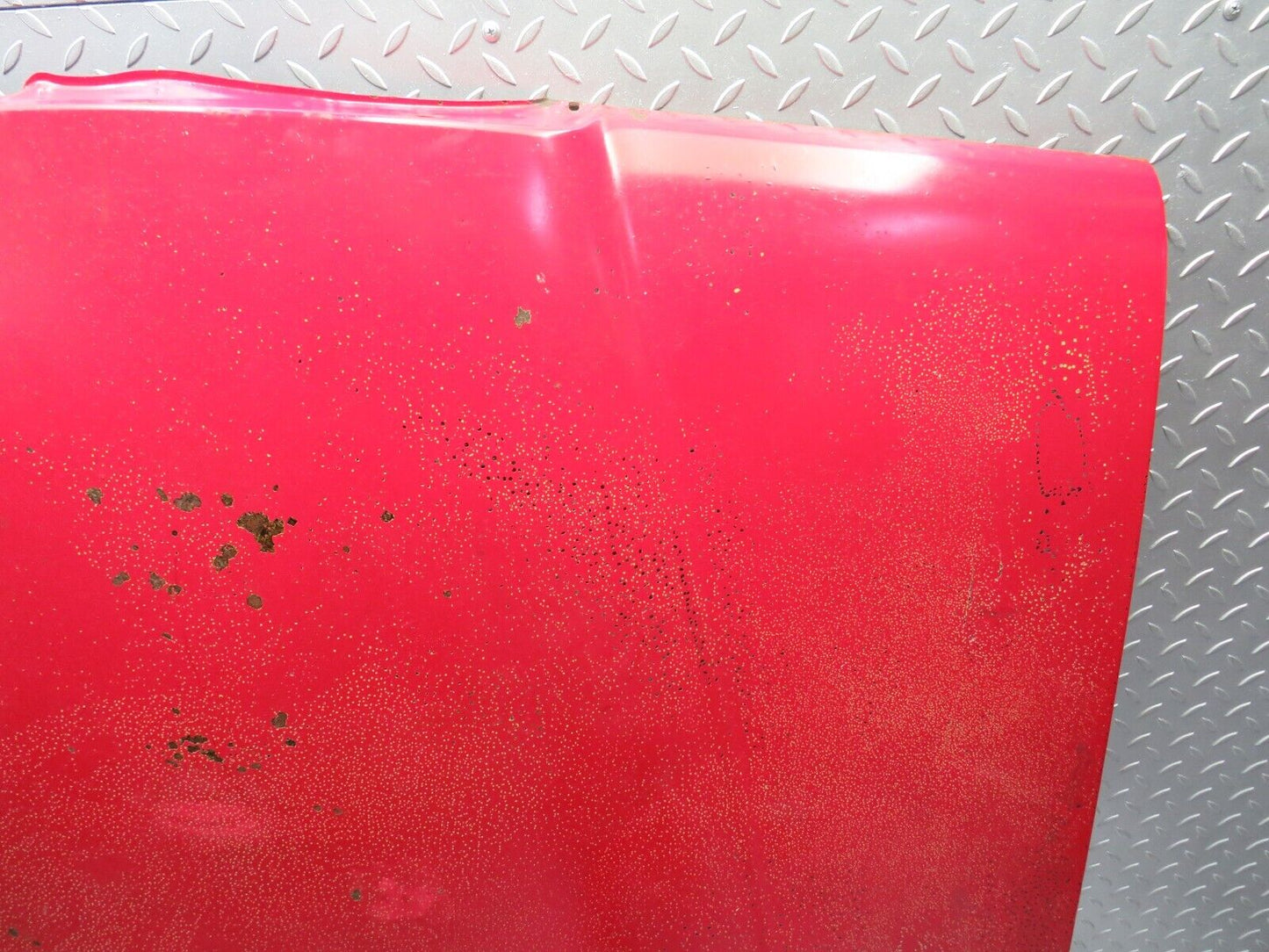 28005 Mercedes-Benz W123 280E Bonnet
