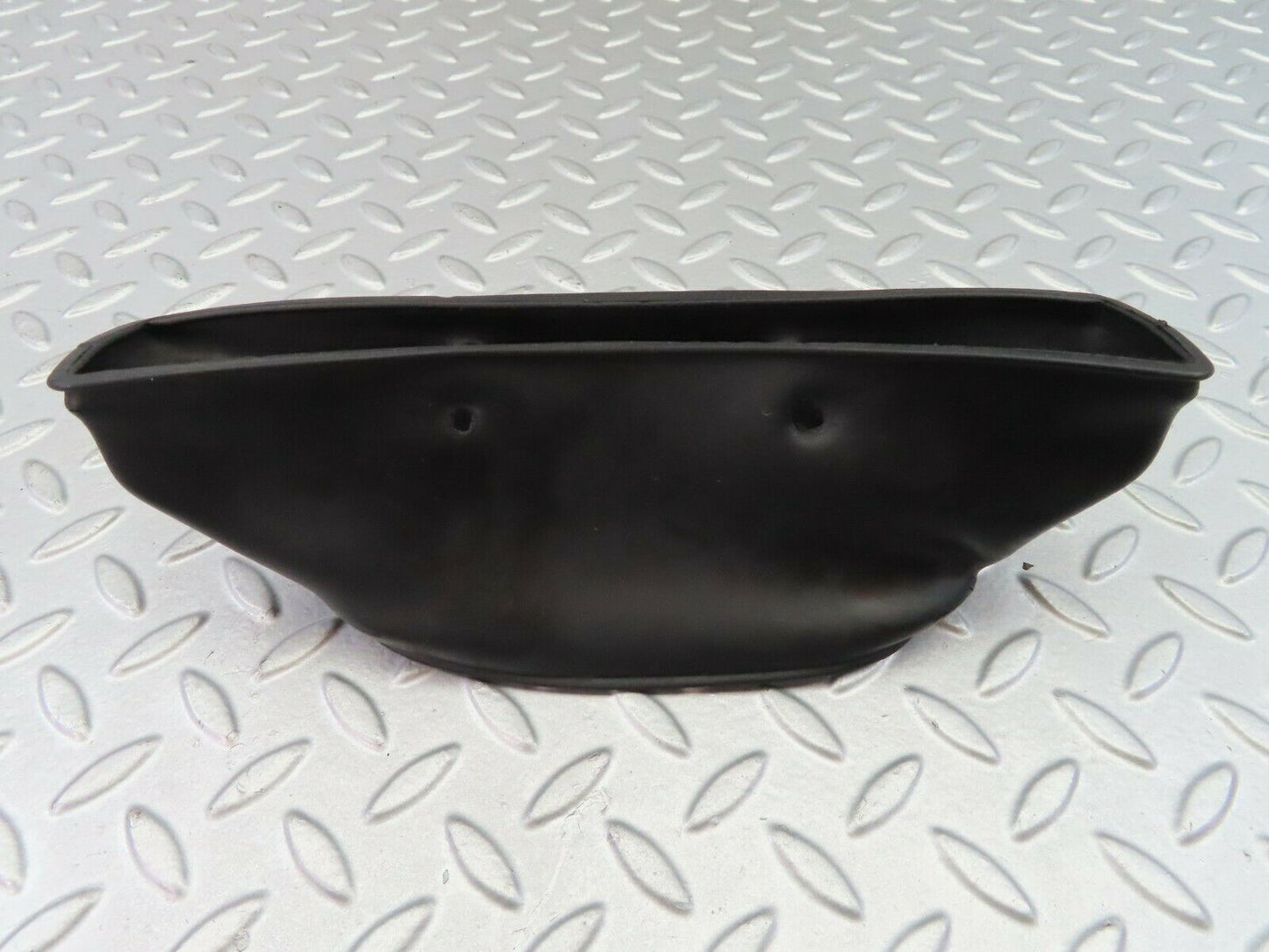 7459 Mercedes-Benz W116 450SE Heating Duct Rubber Ventilation 1168310088
