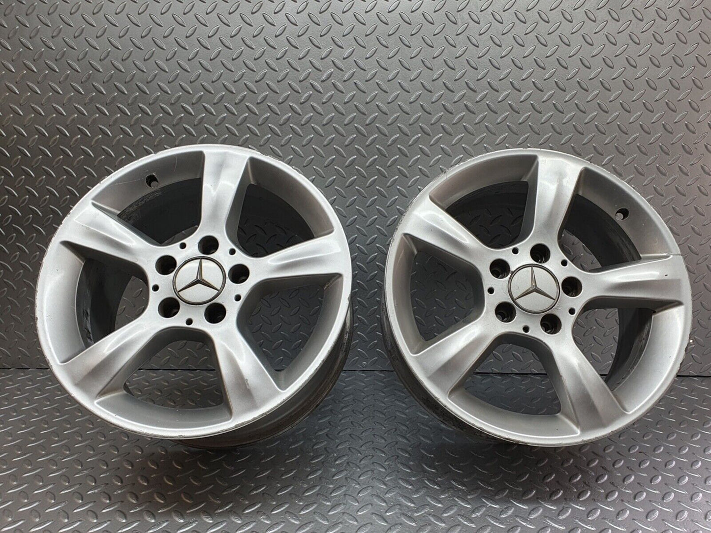 42020 Mercedes-Benz Alloy Wheel Set 7Jx16H2 8Jx16H2 ET31 ET32  2034012902