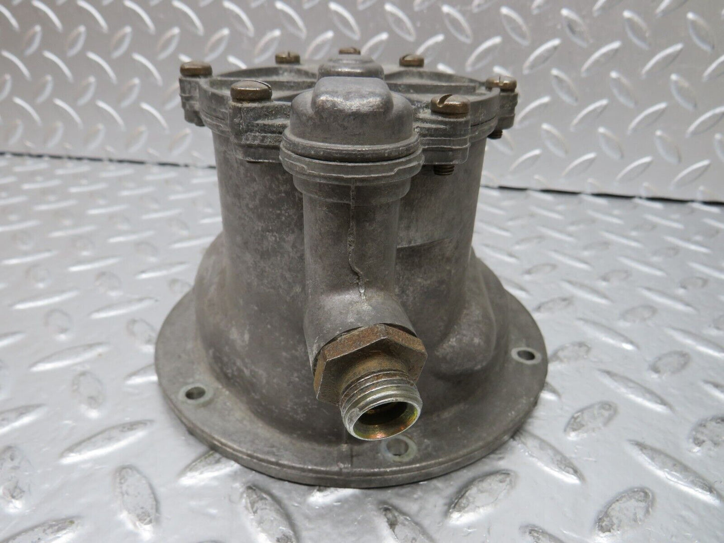 26941 Mercedes-Benz W123 240D Vacuum Pump Pierburg 7.2054700 / 0003013653328