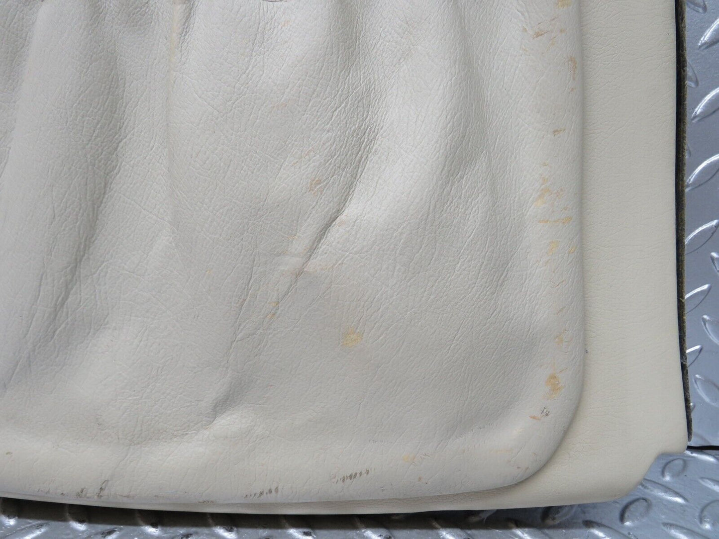 26633 Mercedes-Benz C124 220CE Front Right Seat Rear Cover Beige 1249140023