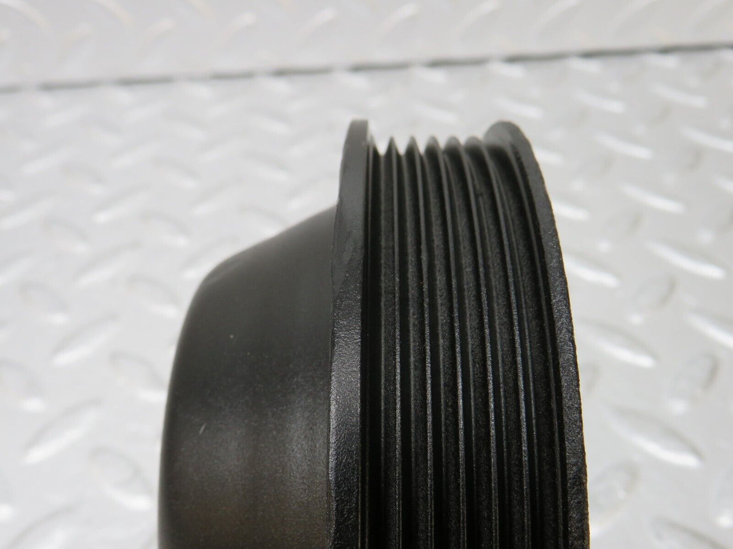 34682 Mercedes-Benz W124 260E Water Pump Pulley 1264600379