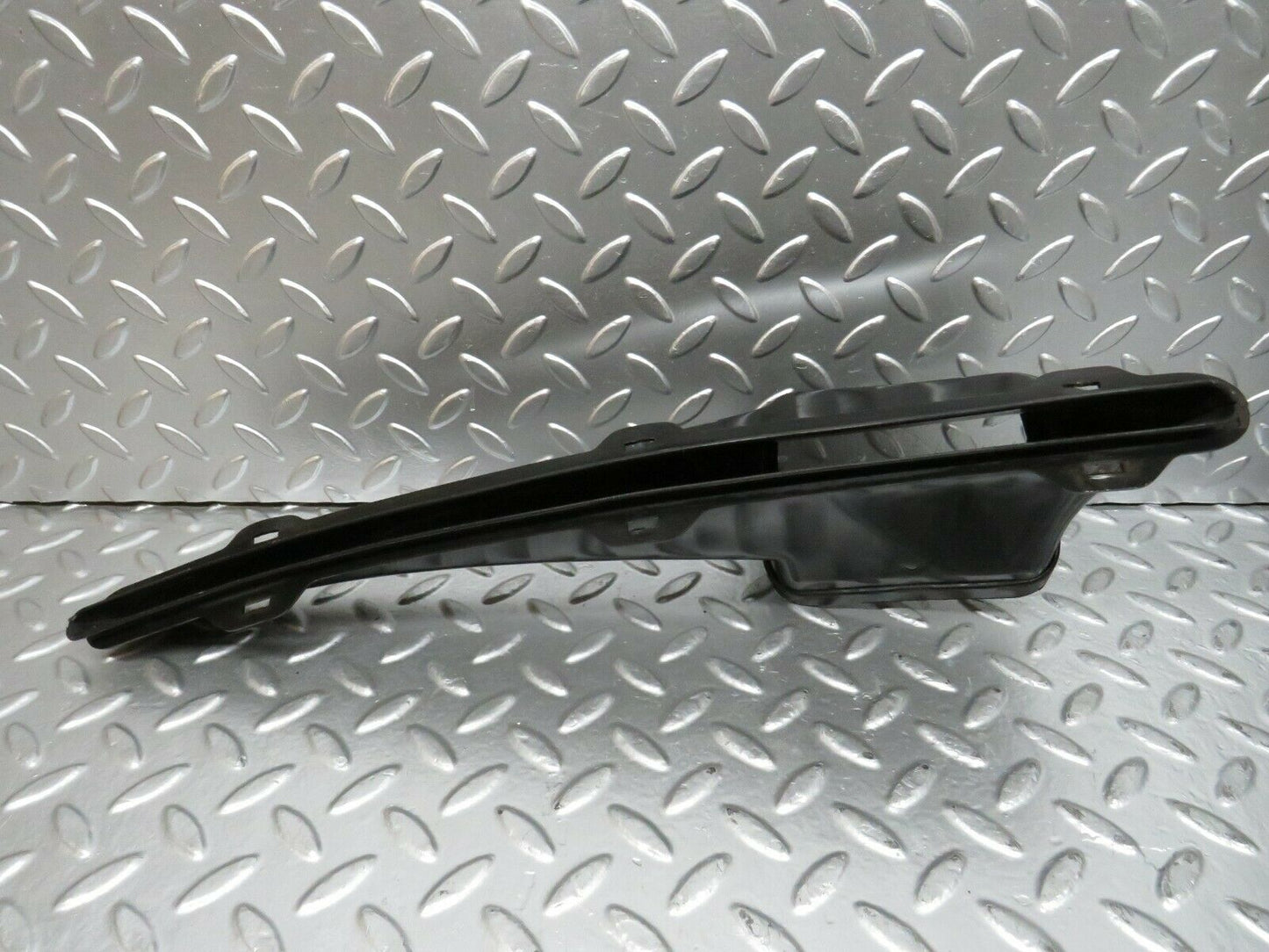 23776 Mercedes-Benz C107 450SLC Coupe Dashboard Air Vent Duct Pair