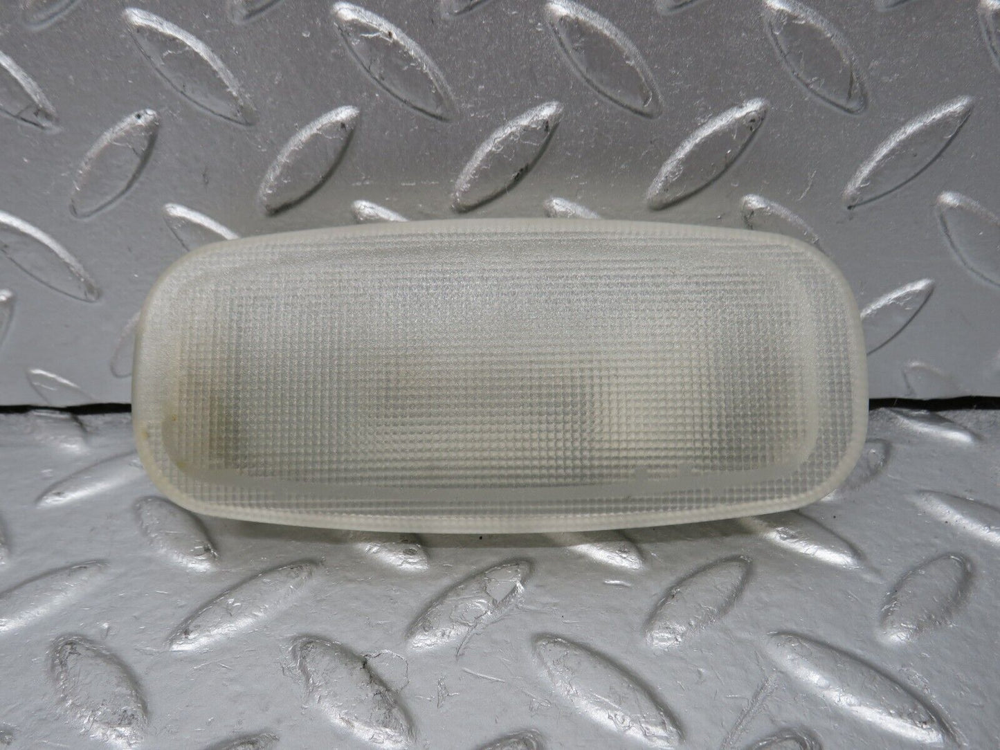33339 Mercedes-Benz W202 C180 Interior Dome Light 2028200401
